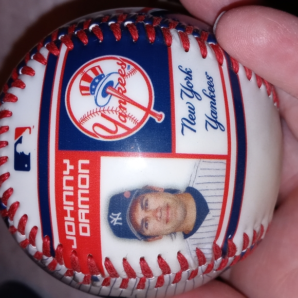 New York Yankees Baseball Memorabilia - Picture 9 of 9